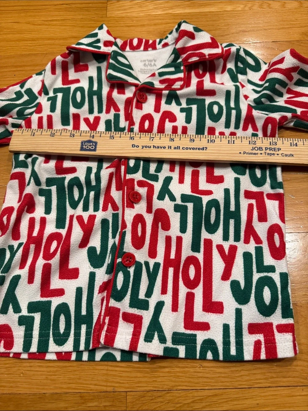 Carter’s unisex Christmas 2 piece pajama set size 6.